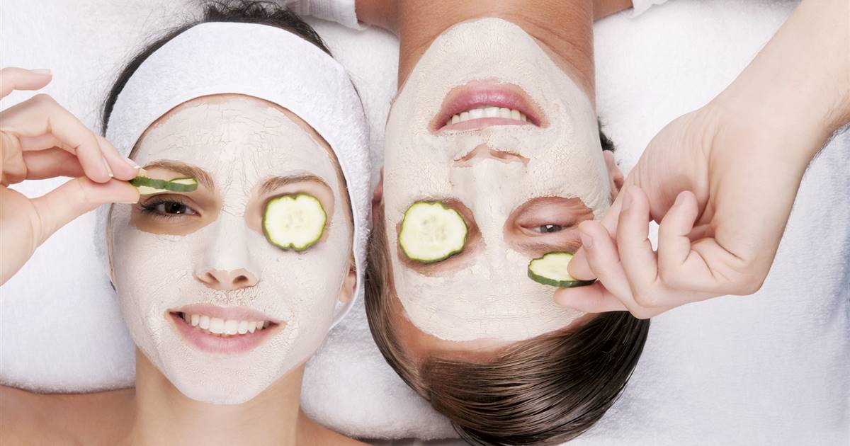 4 masques maison pour régénérer votre teint en 10 minutes
