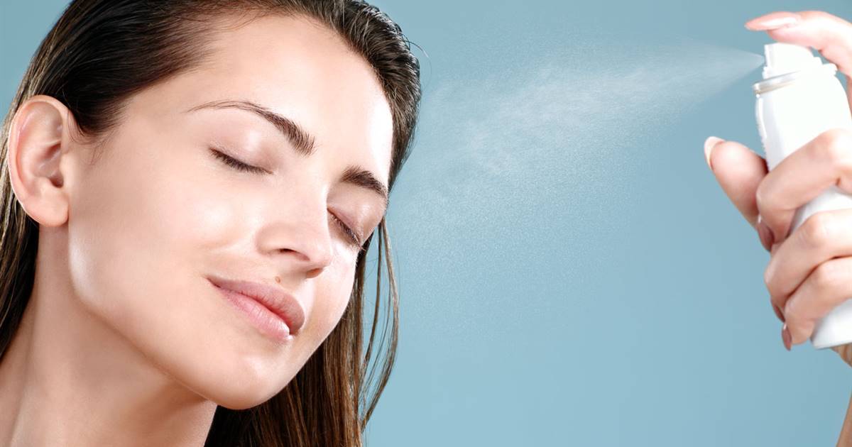Brumes visage : rafraîchissez et prenez soin de votre peau