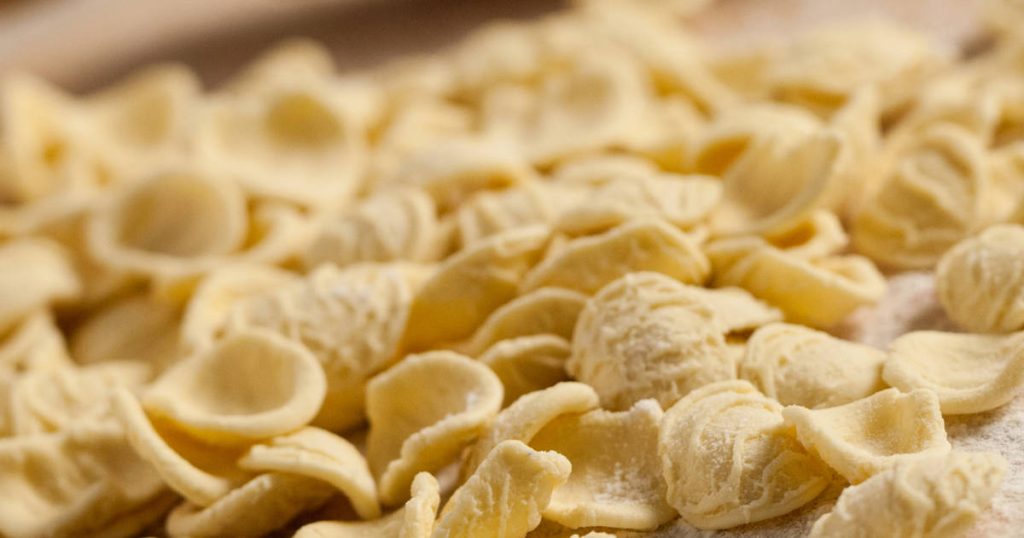 La façon la plus simple de faire des pâtes à la maison, sans machine ni œuf