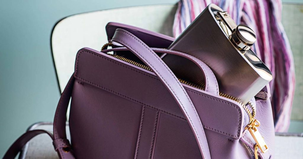 Pourquoi un célèbre biochimiste recommande d'emporter une fiole dans son sac pour éviter les pics de glycémie et l'inflammation