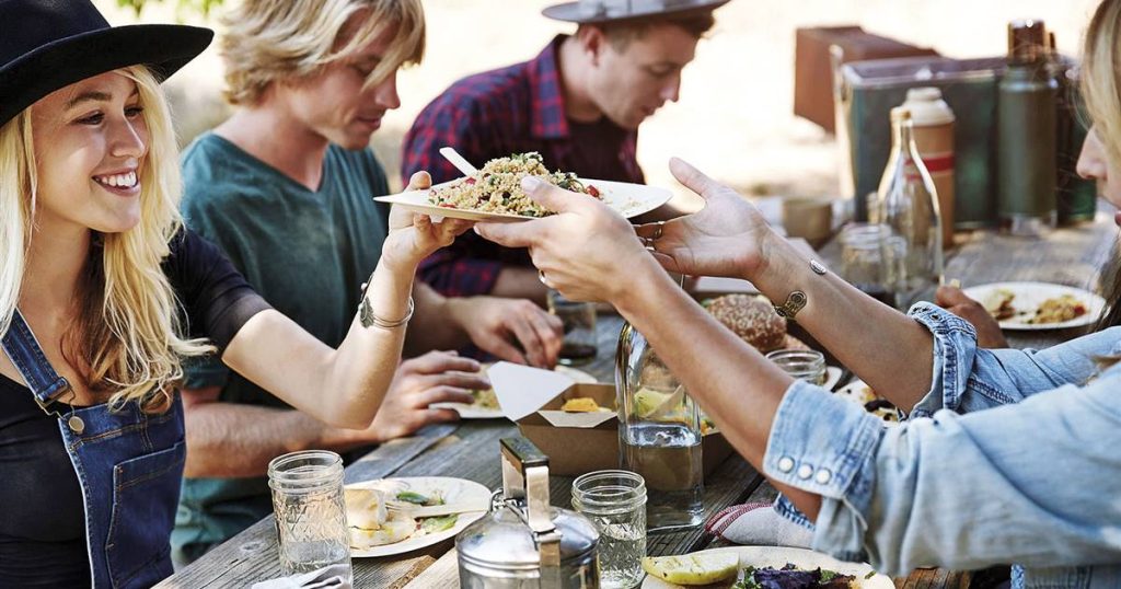 Régime FODMAP : qu'est-ce que c'est et comment il aide contre le SIBO, le syndrome du côlon irritable ou la maladie cœliaque (avec menus et conseils au quotidien)
