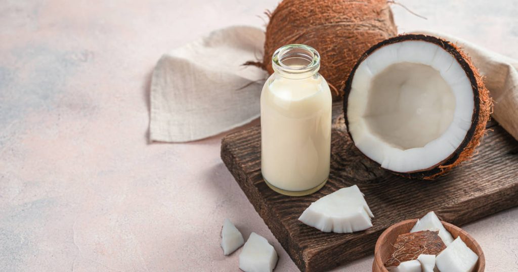 Lait de coco : qu'est-ce que c'est, propriétés et comment l'utiliser en cuisine