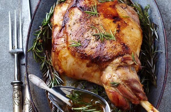gigot d'agneau rôti au four