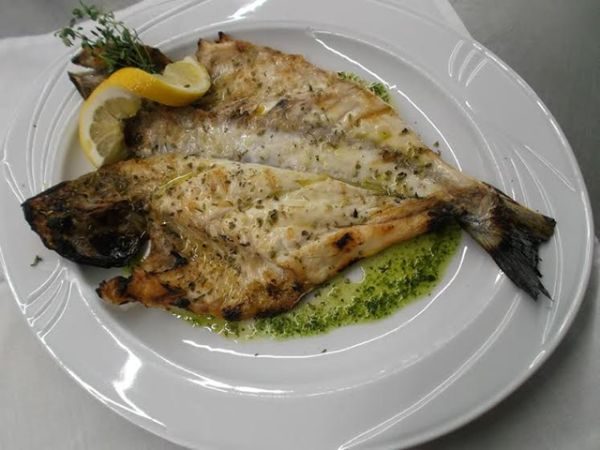 Dorade grillée à l'ail